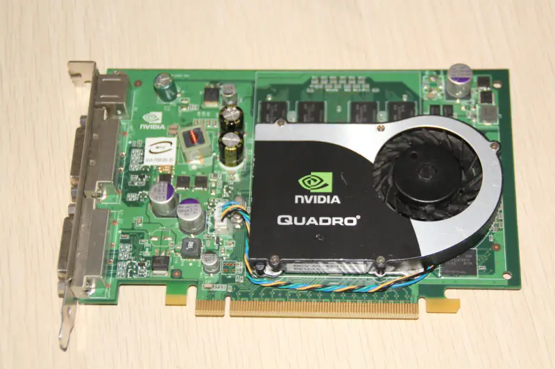 Quadro FX1700 512M PCI-E-näytönohjain DVI*2