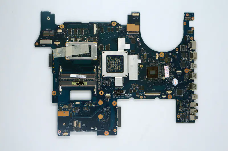 Asus G752VY GTX980M-4G -emolevy G752V G752-kannettavaan, jossa on I7-6700HQ-suoritin