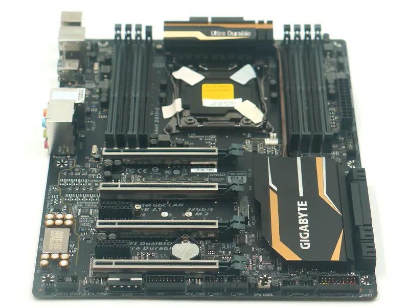 Gigabyte Ga-X99P-SLI -emolevy