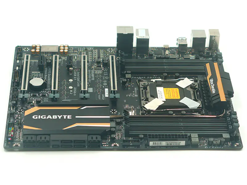 Gigabyte Ga-X99P-SLI -emolevy