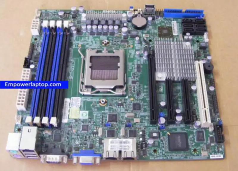 SuperMicro H8SCM-F-palvelinemolevy H8SCM-F-AM041 SR5650-piiri tukee 8-ytimistä C32-ydintä.