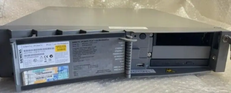 SIEMENS Simatic IPC647C -teline-tietokone 6ES7660-1CB18-1CC0