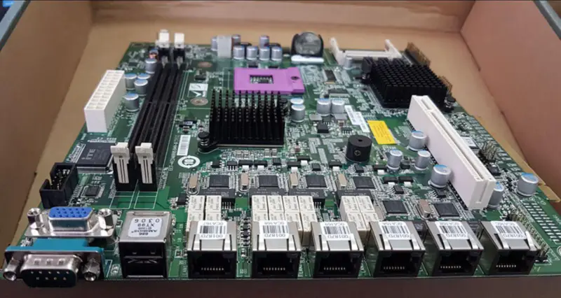 IEI ISP-9652-R10 Teollisuuden laitteiden emolevy