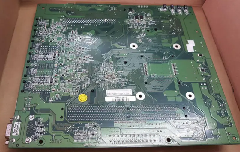 IEI ISP-9652-R10 Teollisuuden laitteiden emolevy