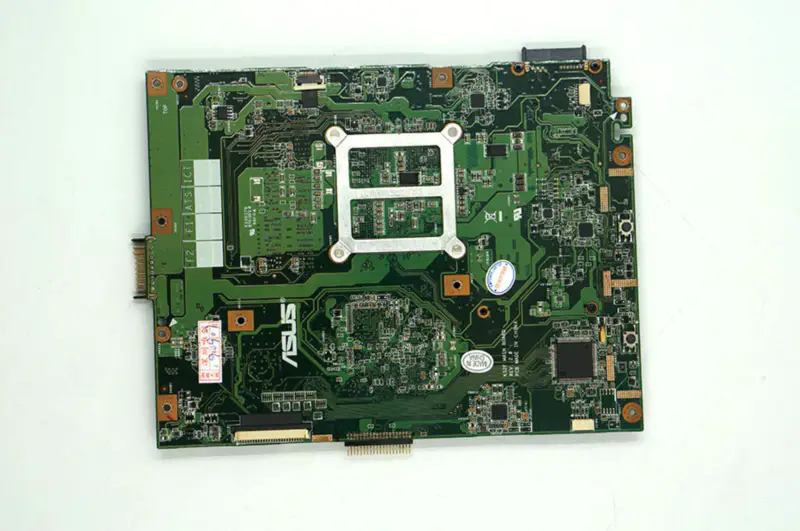 Asus emolevy K52F, jossa on Socket 989 K52F K52F