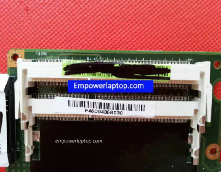 Asus K72DY -emolevy