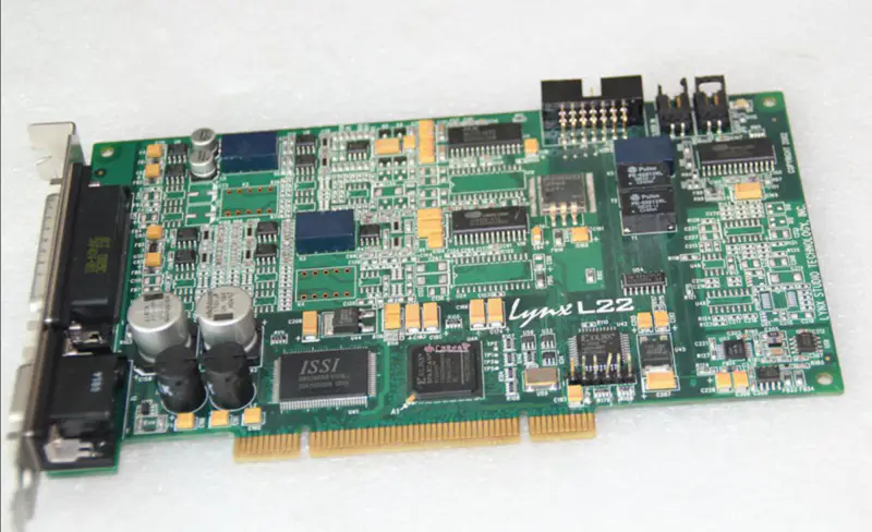 Lynx L22-G PCI-äänikortti - Analoginen/digitaalinen liitäntä
