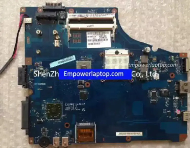 Toshiba SATELLITE L450 L450D LA-5831P K000085470 emolevy