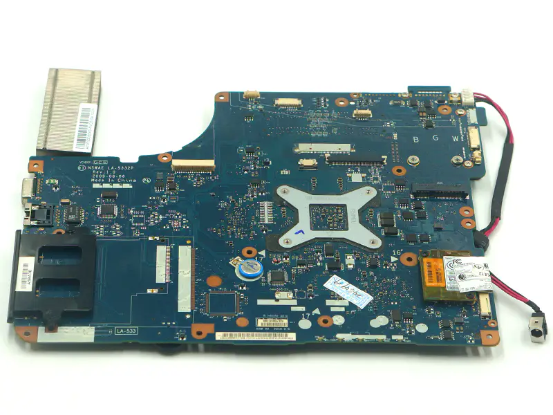 Toshiba Satellite 17'' L500D L505D NSWAE LA-5332P K000093250 Emolevy