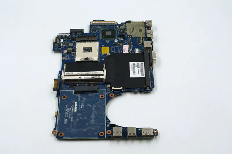 Dell Precision M4700 QAR00 LA-7931P CN-035JKV 35JKV emolevy