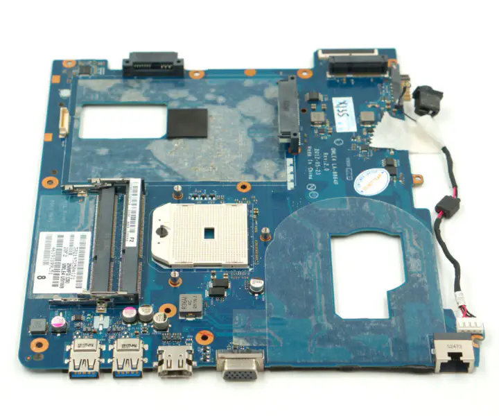 Samsung NP365E5C NP355V5C Kannettava tietokone BA59-03399A QMLE4 LA-8864P REV:2.0 Emolevy emolevyllä
