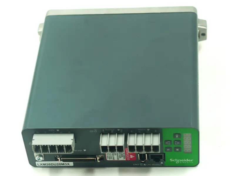 Schneider LXM26DU20M3X Servo-ohjain