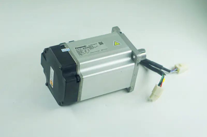 Servomoottori 143-a30-b 1500w pölynimurin moottori MHMJ082P1S MHMJ082P1S MHMJ082P1S