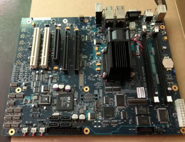 Freescale Semiconductor MPC8572DS -emolevy