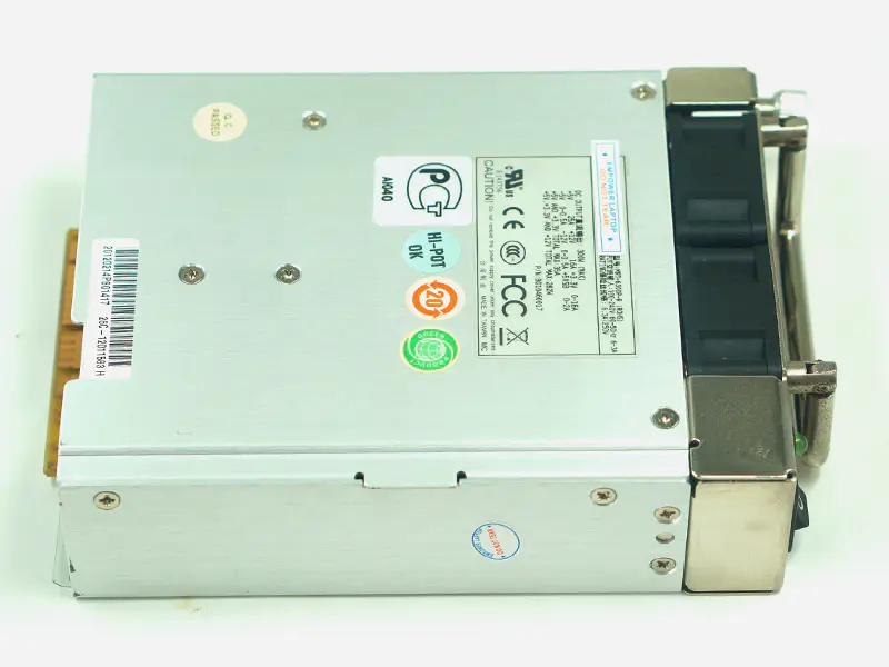 Zippy Emacs MRT-6300P-R virtalähde