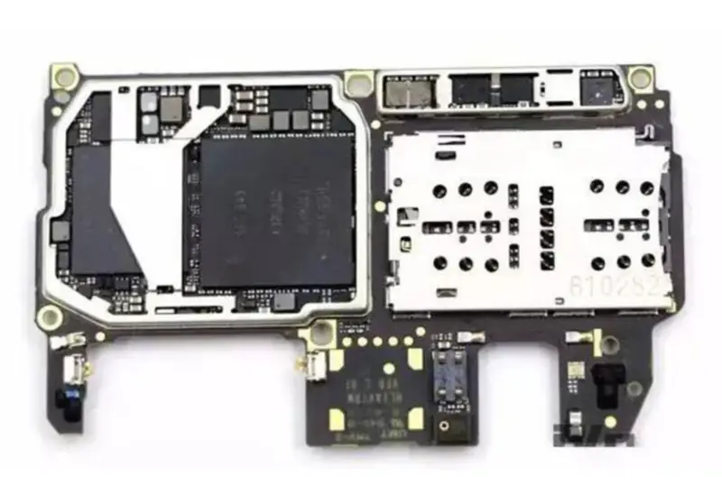 Huawei P10 emolevy lukitsematta sirujen kanssa