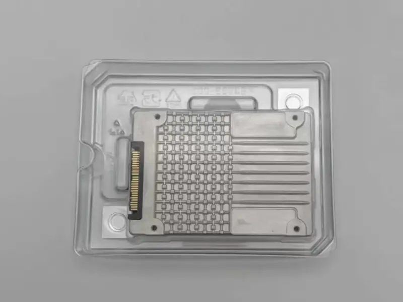 Intel P5530 -sarjan SSD-levy
