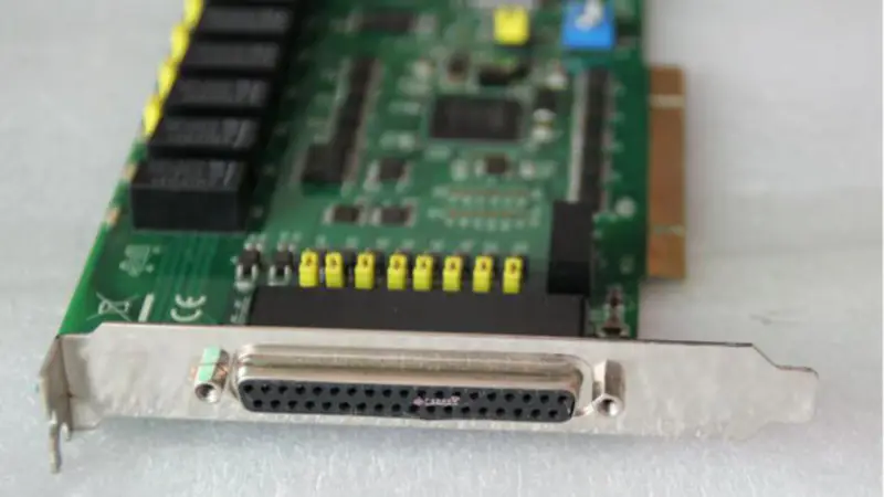 Advantech PCI-1760U REV.B1 A1 A2 8-kanavainen rele ja 8-kanavainen eristetty digitaalinen tulo Universal PCI-kortti