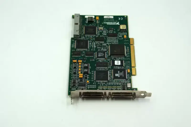 NI PCI-7344 4-akselinen PCI-askel-/Servo-ohjain