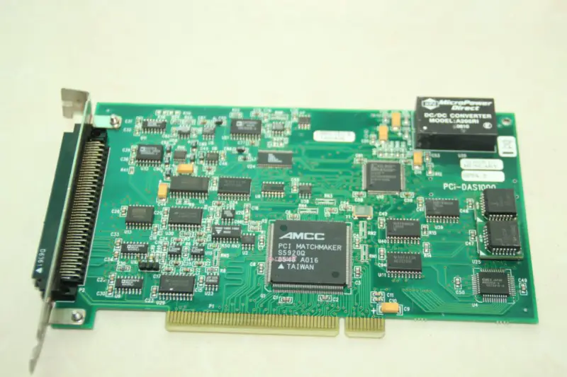 PCI-DAS1000 Monitoiminen analoginen tulokortti
