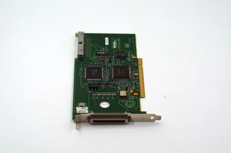 NI PCI-DIO-32HS 183480F-01 DAQ-kortti (NI PCI-DIO-32HS 183480F-01)