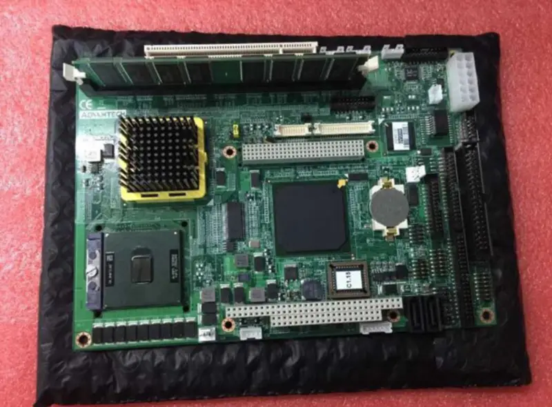 Advantech PCM-9582 REV.A1 PCM-9582F Teollisuusemolevy PCM-9582F