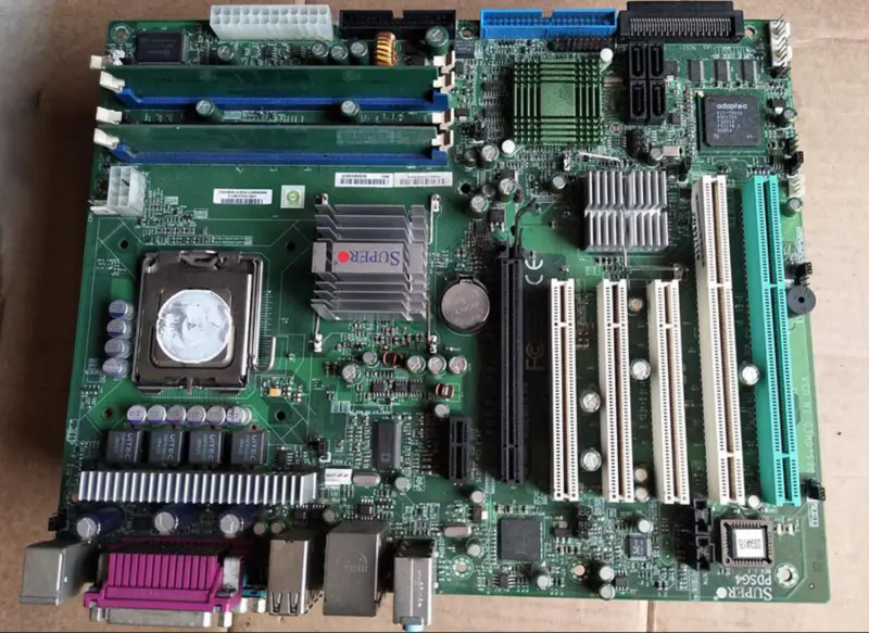 SuperMicro PDSG4 LGA775 Medical Industrial -emolevy tukee SCSI:tä.