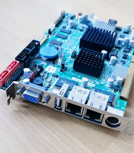 IEI PICOE-945GSE-N270-512MB-R10-emolevy