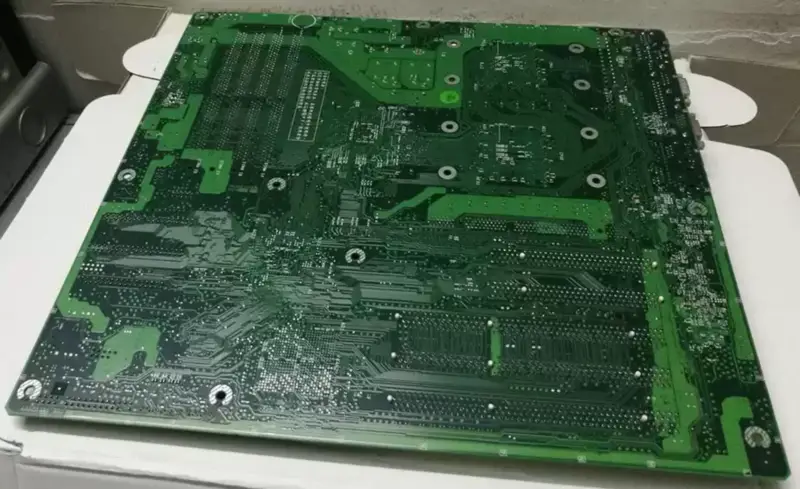 Intel SE7505VB2 604 -liitäntäinen palvelinemolevy Dual Xeon -järjestelmäpiiri