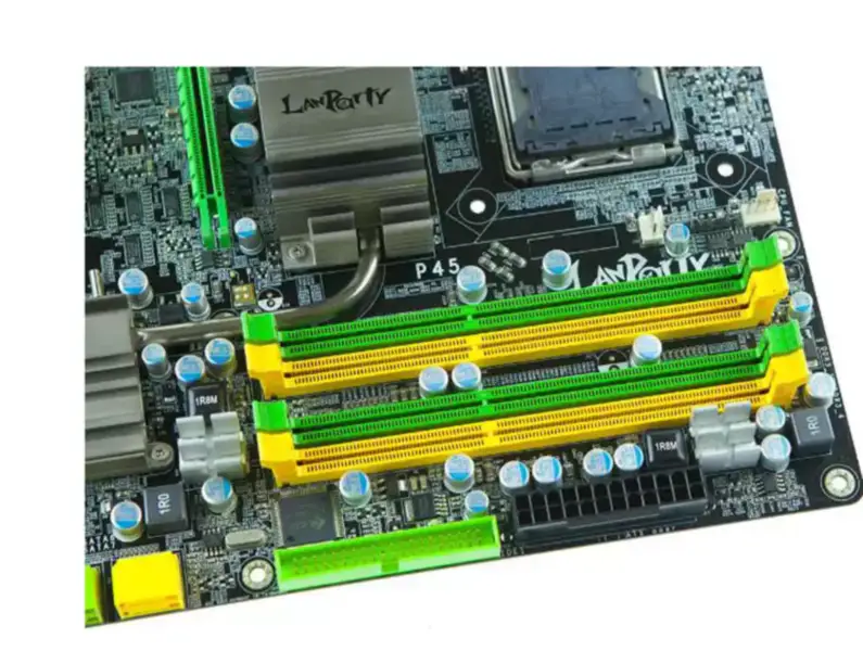 DFI LanParty UT P45-T3RS emolevy LGA 775 DDR3