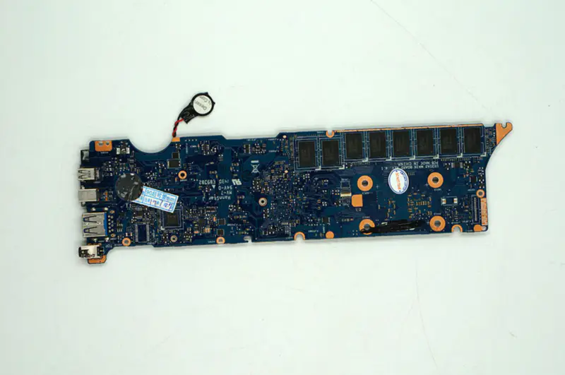 Asus UX31A2 -emolevy