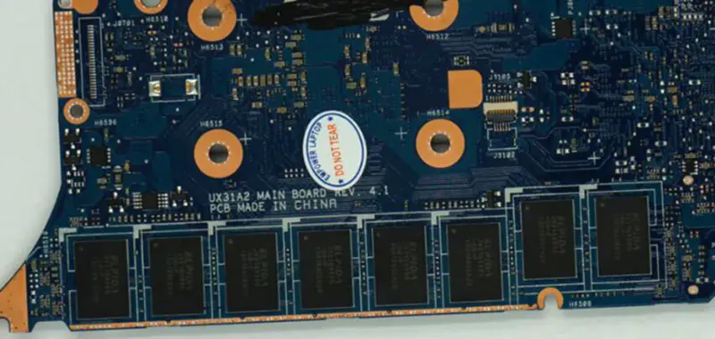 Asus UX31A2 -emolevy