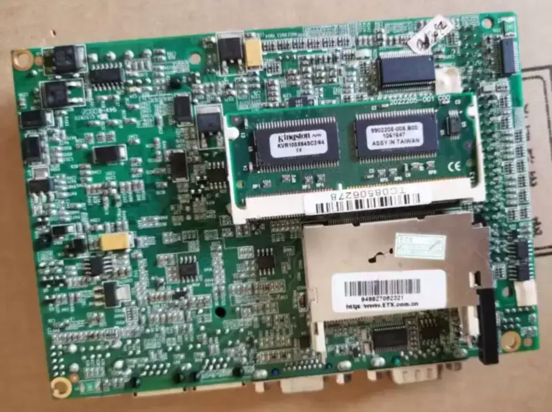 WAFER-C400E2VR-RS-R20-SZ emolevy