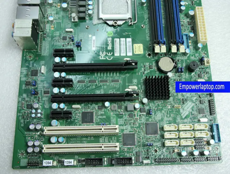 Supermicro X10SAE -emolevy