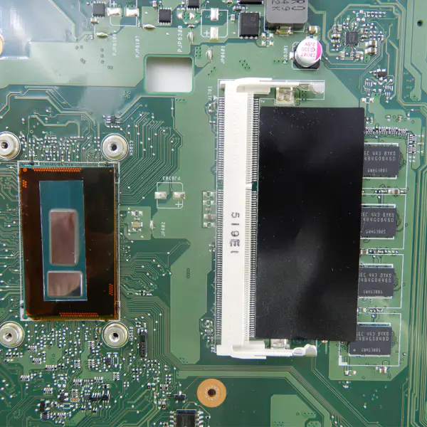 Asus X751LJ I3-5010 CPU 4GB RAM Emolevy ASUS X751L R752L:ään