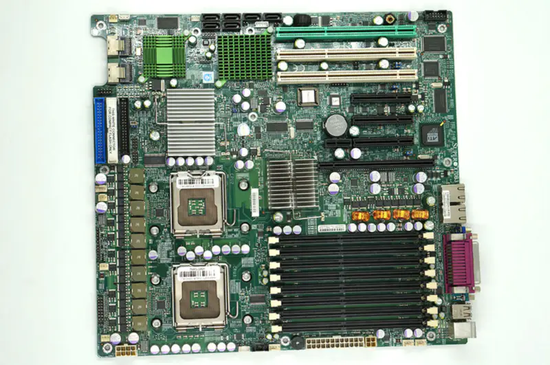 Supermicro X7DB3 -emolevy