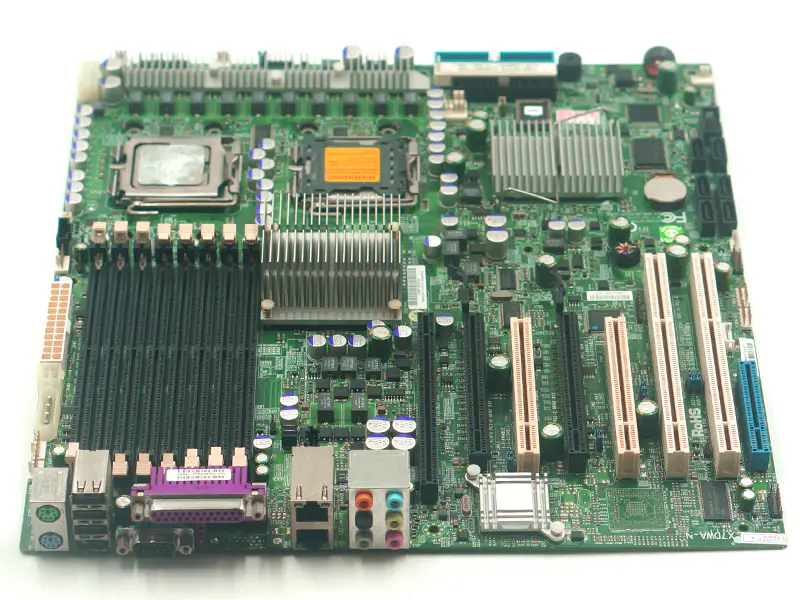 Supermicro X7DWA-N -palvelinemolevy