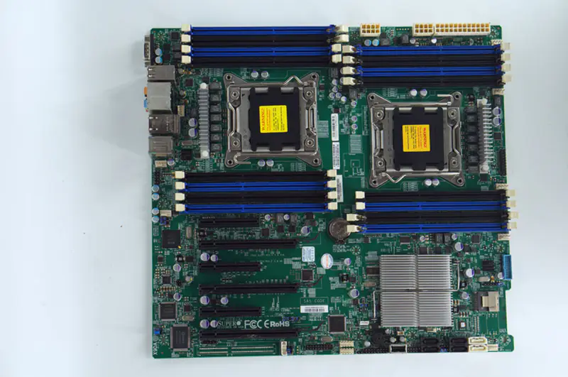 Supermicro X9DAI -emolevy