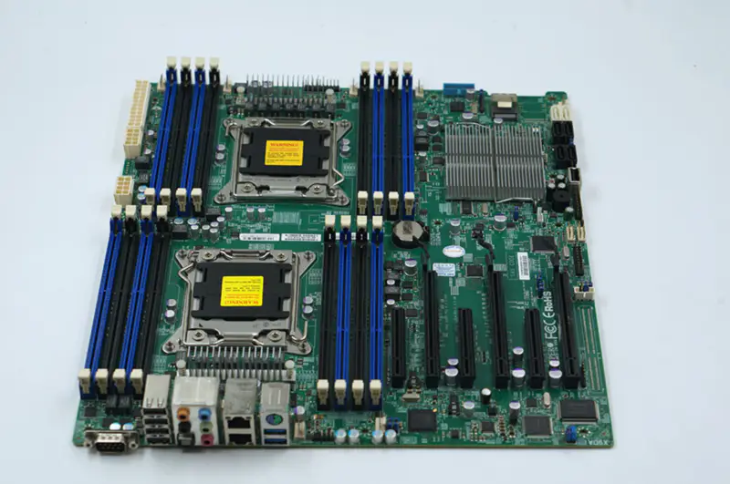 Supermicro X9DAI -emolevy