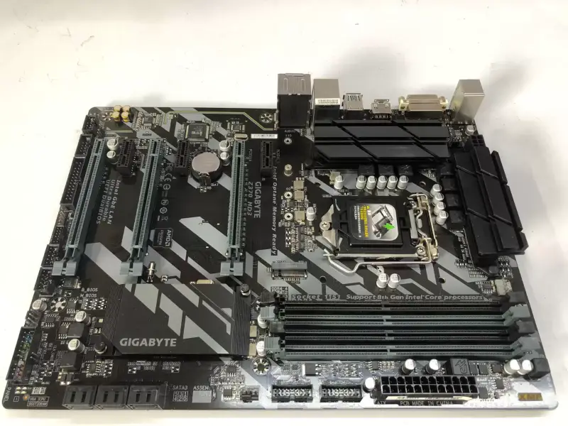 Gigabyte GA-Z370-HD3-emolevy