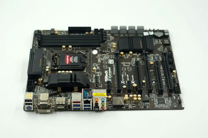 ASROCK Z87 Extreme 4 -emolevy LGA1150 DDR3 32G ATX