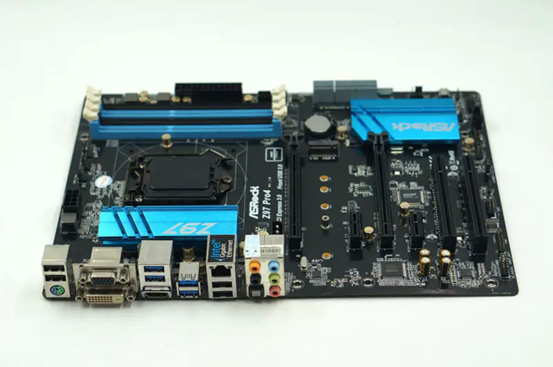 Asrock Z97 Pro4 emolevy Z97 DDR3 LGA1150 Asrock Z97 Pro4 emolevy Z97 DDR3 LGA1150